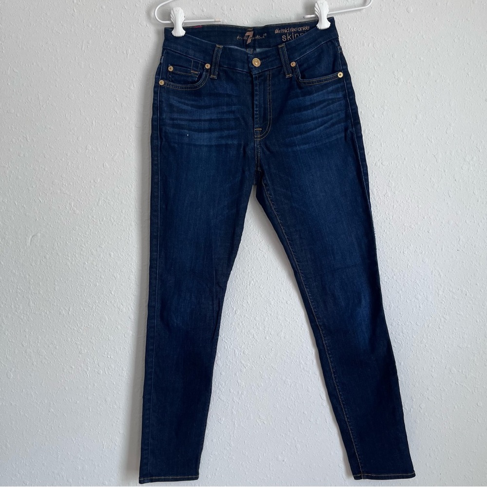 Skinny Jeans Mid rise Ankle size 24